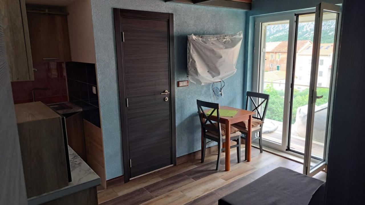Apartments With Sea View In Prcanj 科托尔 外观 照片